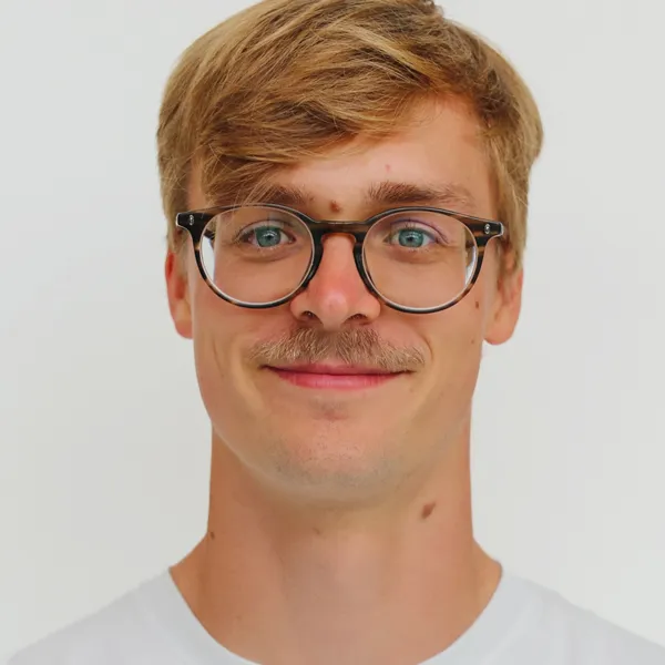 Portrait of Seppe Dejonckheere, Information Security Analyst